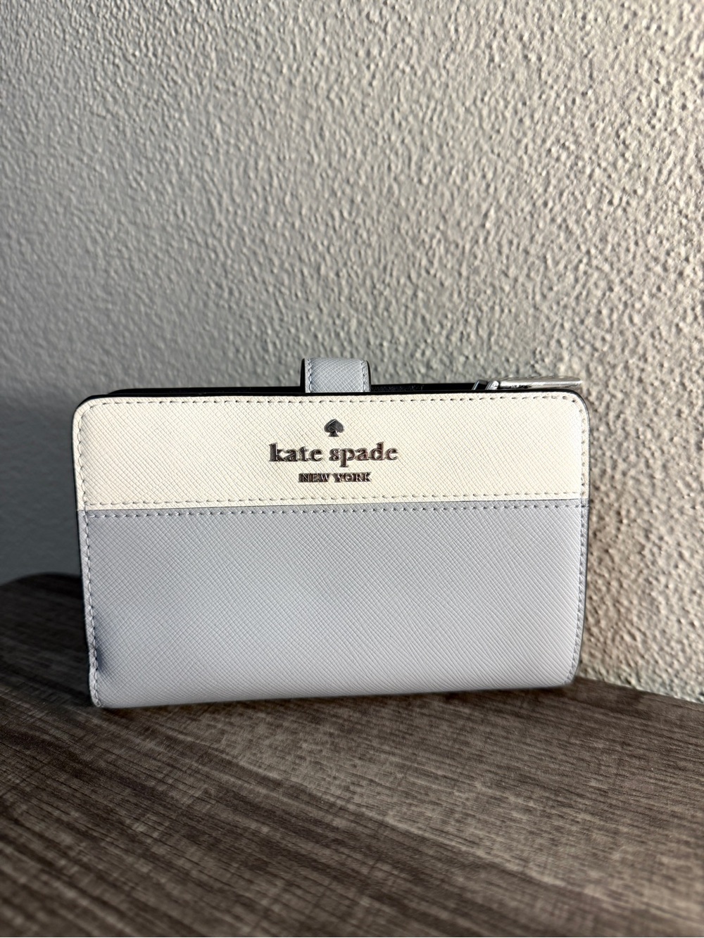 kate spade Two-Tone White & Light Gray Zip-Around Wallet